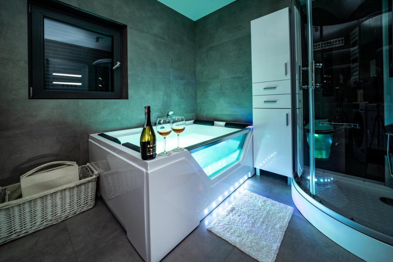 Hot Tub Jacuzzi Chillout * Kolberg